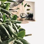 דירה Elite - Art Collection - Frida *